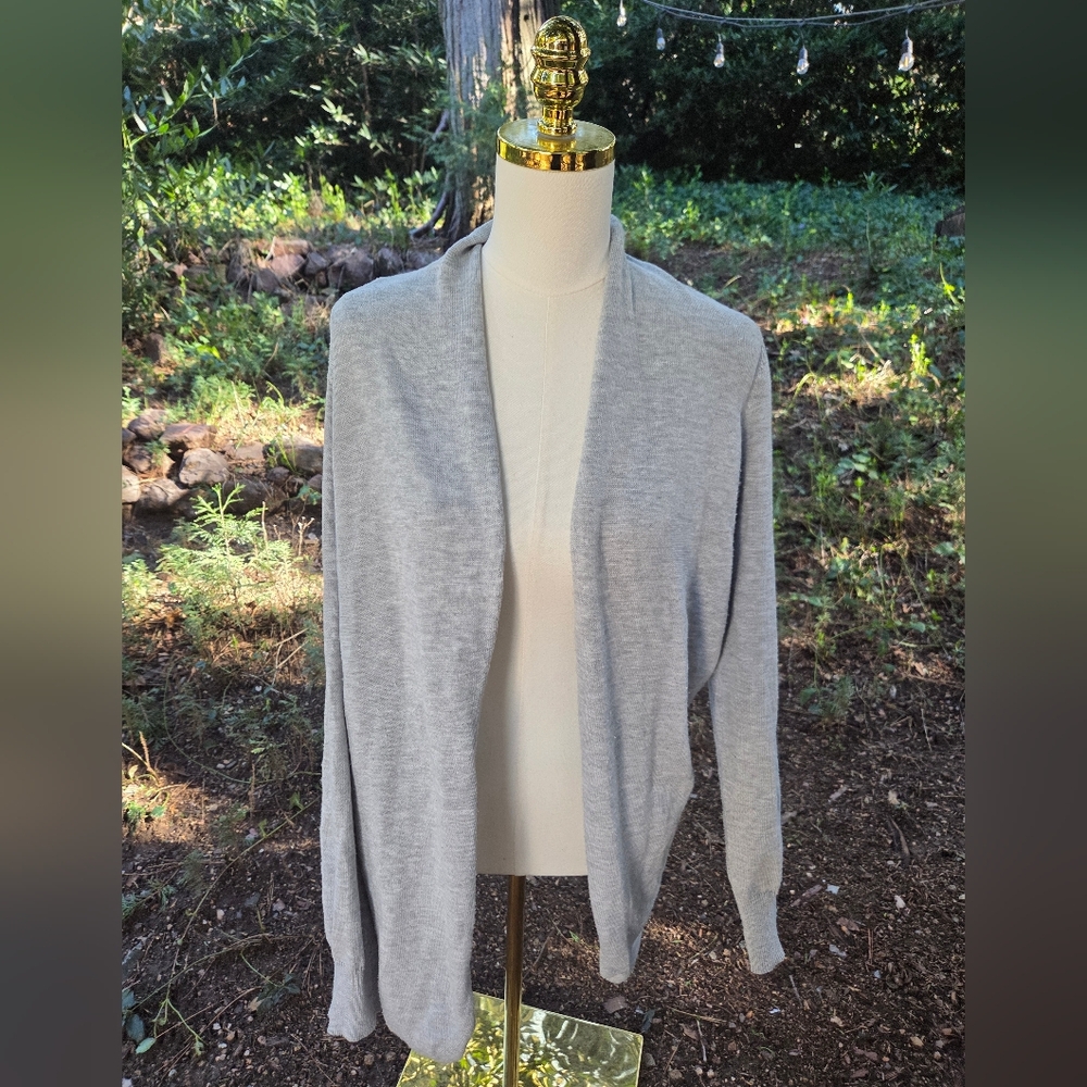 Ella Moss Gray‎ Cardigan Sweater with Open Front Design